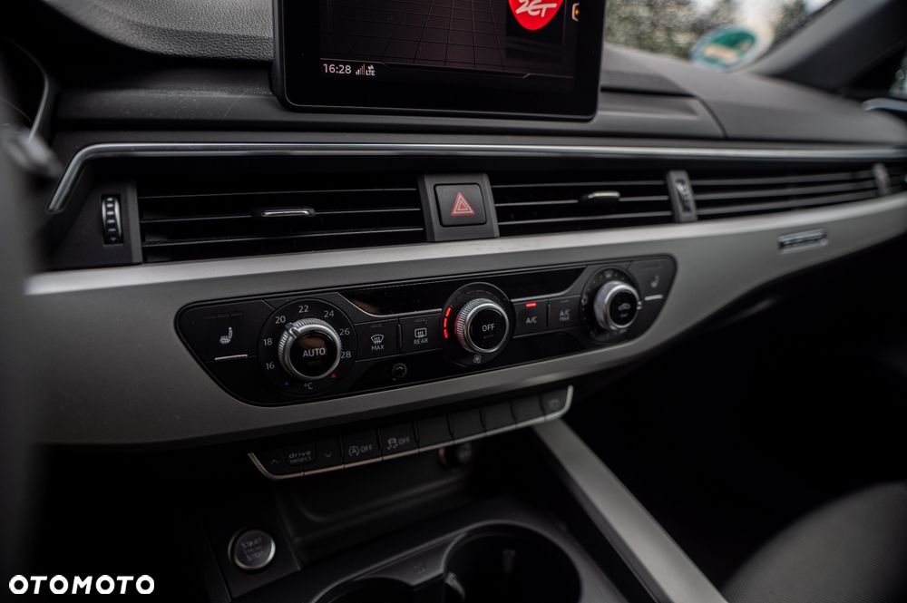 Audi A4 Avant 2.0 TDI S tronic - 24