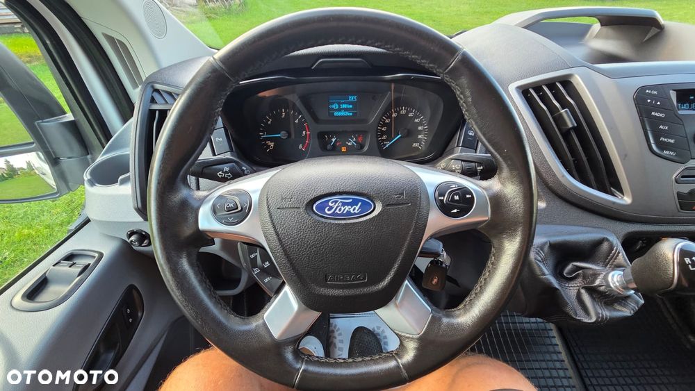 Ford Transit - 10
