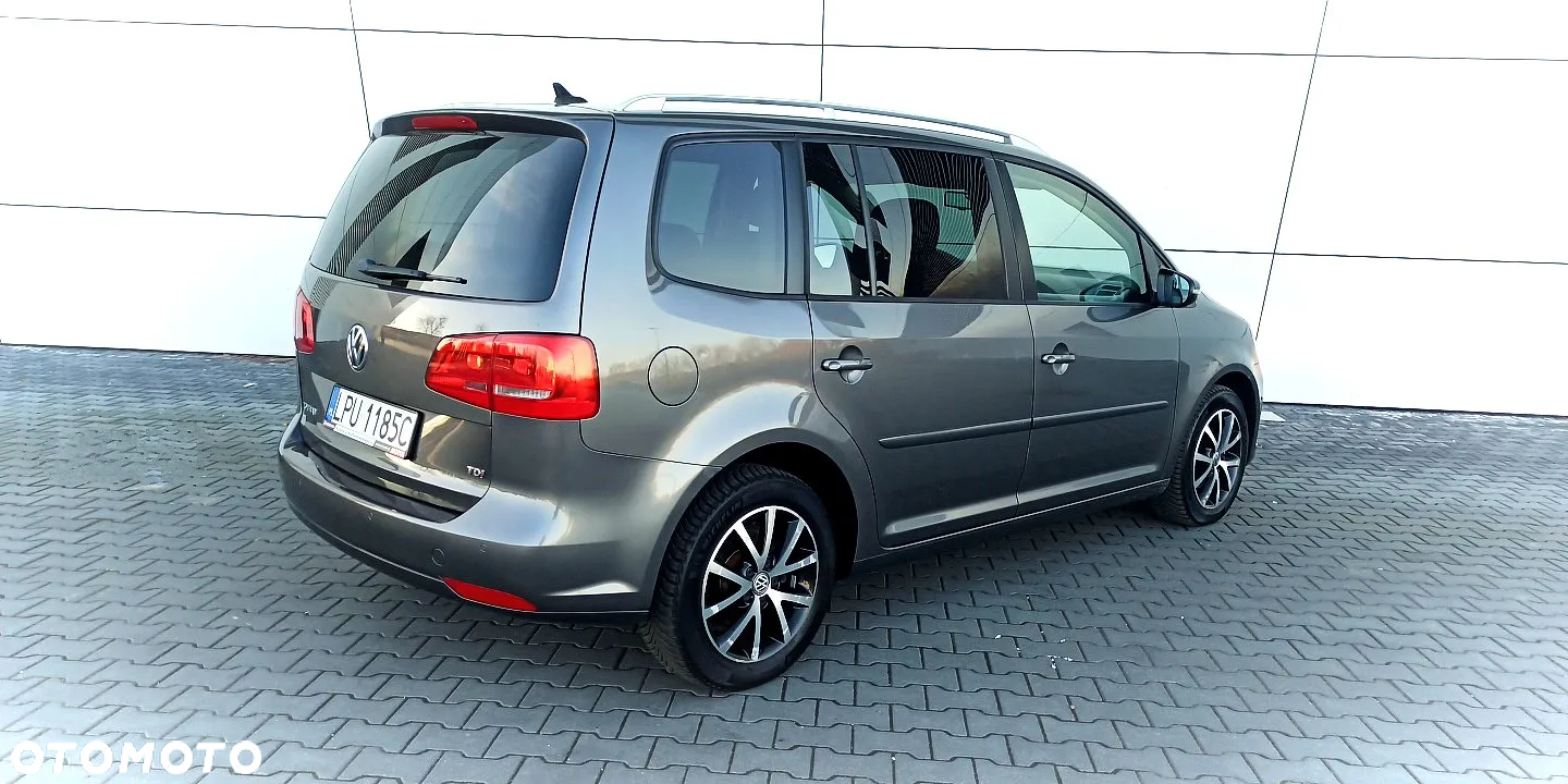 Volkswagen Touran 1.6 TDI DPF Highline - 13