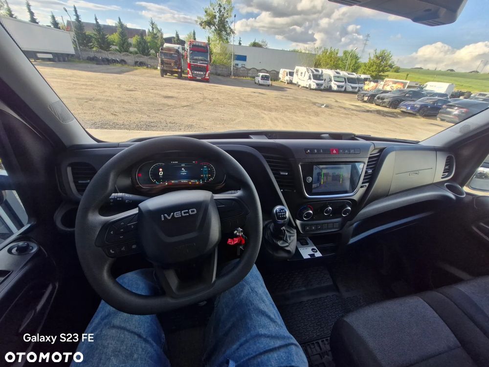 Iveco 35s16 - 25