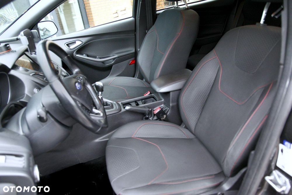 Ford Focus 1.0 EcoBoost ST-Line Style - 17