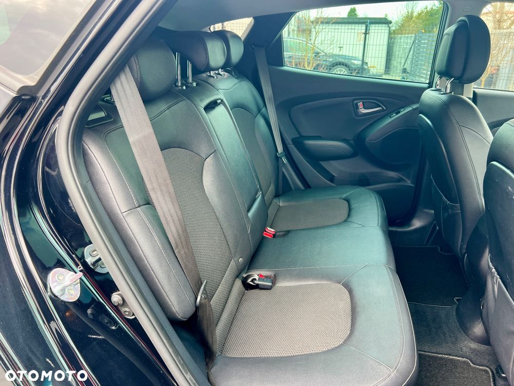 Hyundai ix35 1.6 2WD Fifa World Cup Edition - 19