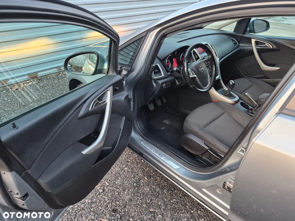 Opel Astra 1.4 T Elite S&S - 9