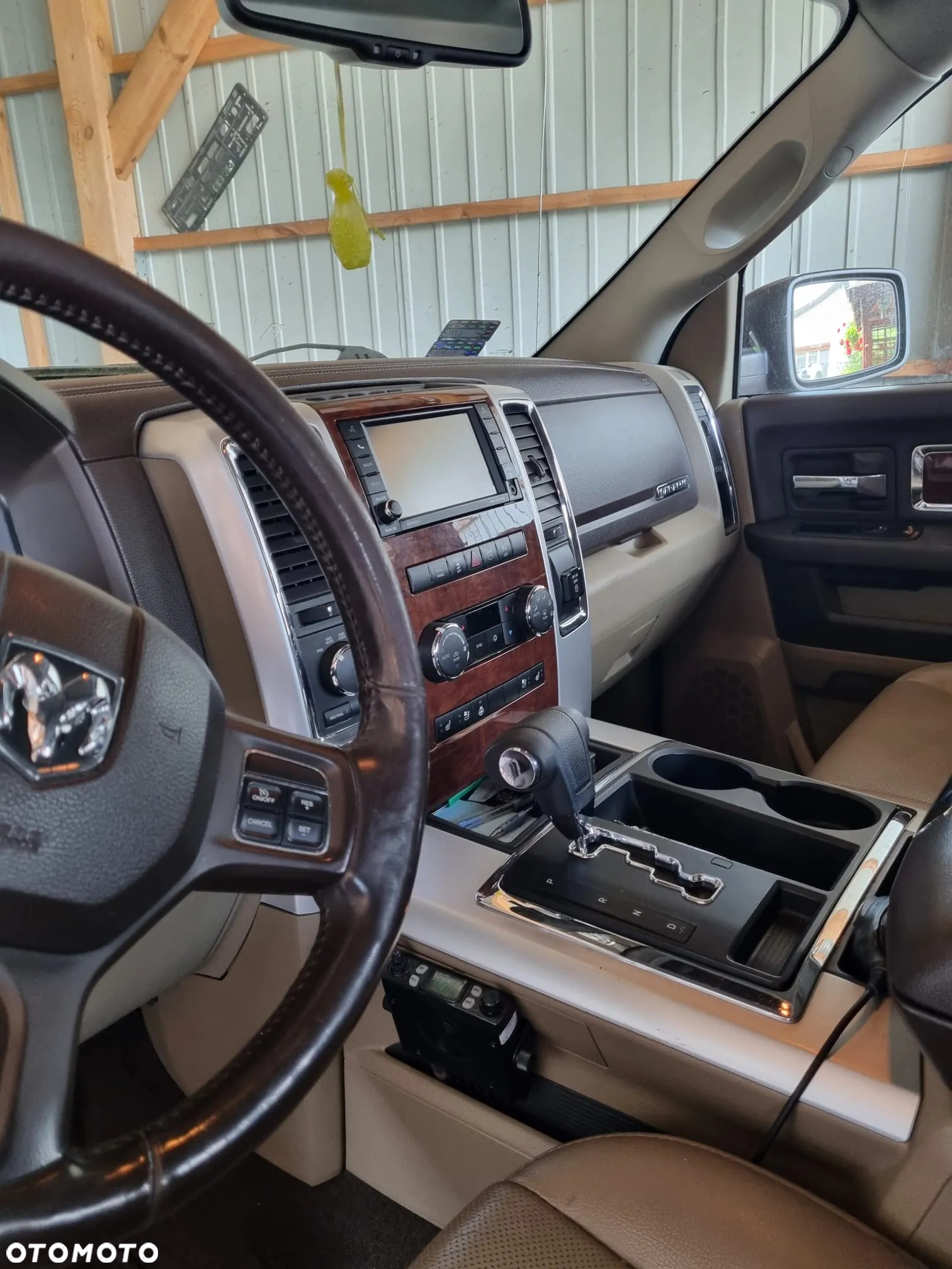 Dodge RAM 1500 5.7 4x4 - 5