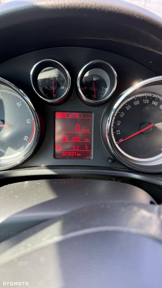Opel Insignia 2.0 CDTI Cosmo - 9