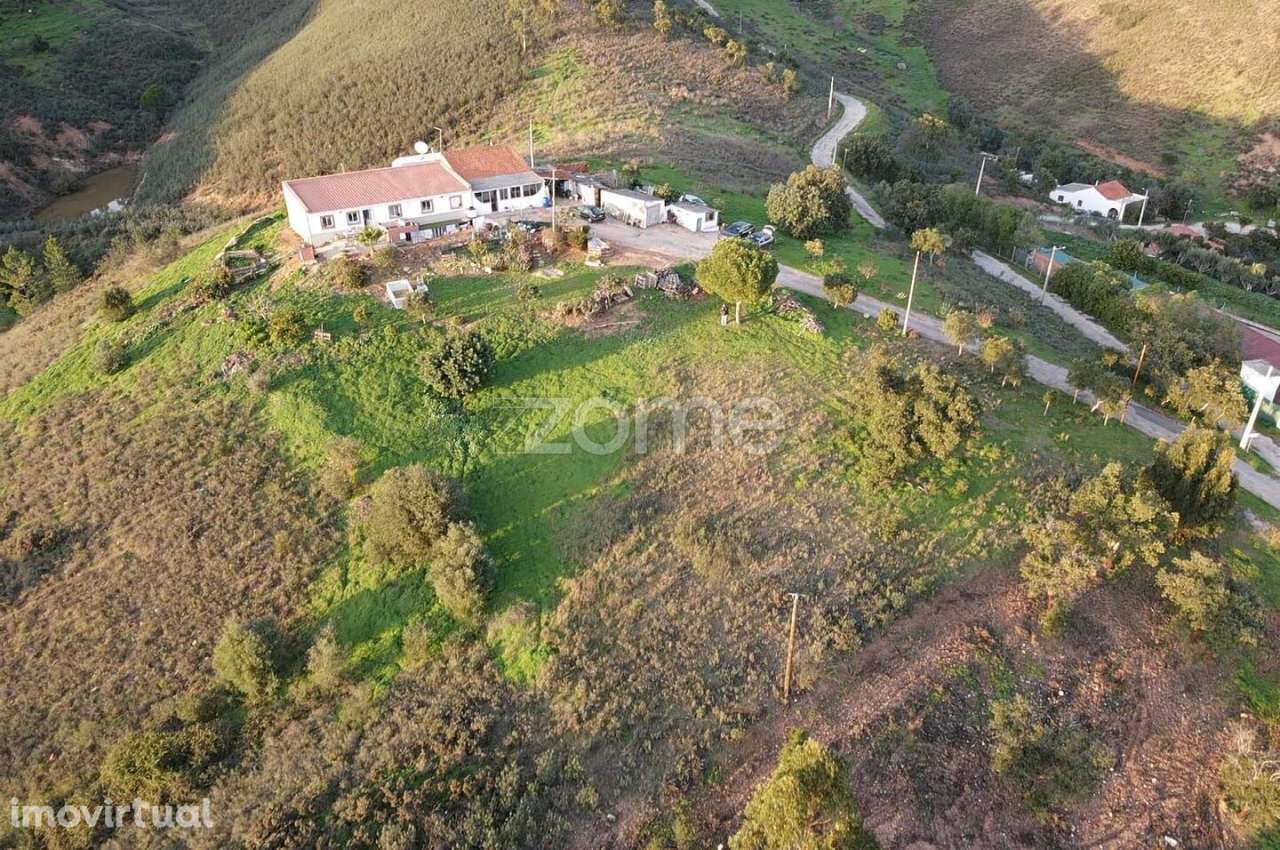 Fantástica Moradia V3 + Terreno e Garagem em Caniné, Silves - Grande imagem: 4/34