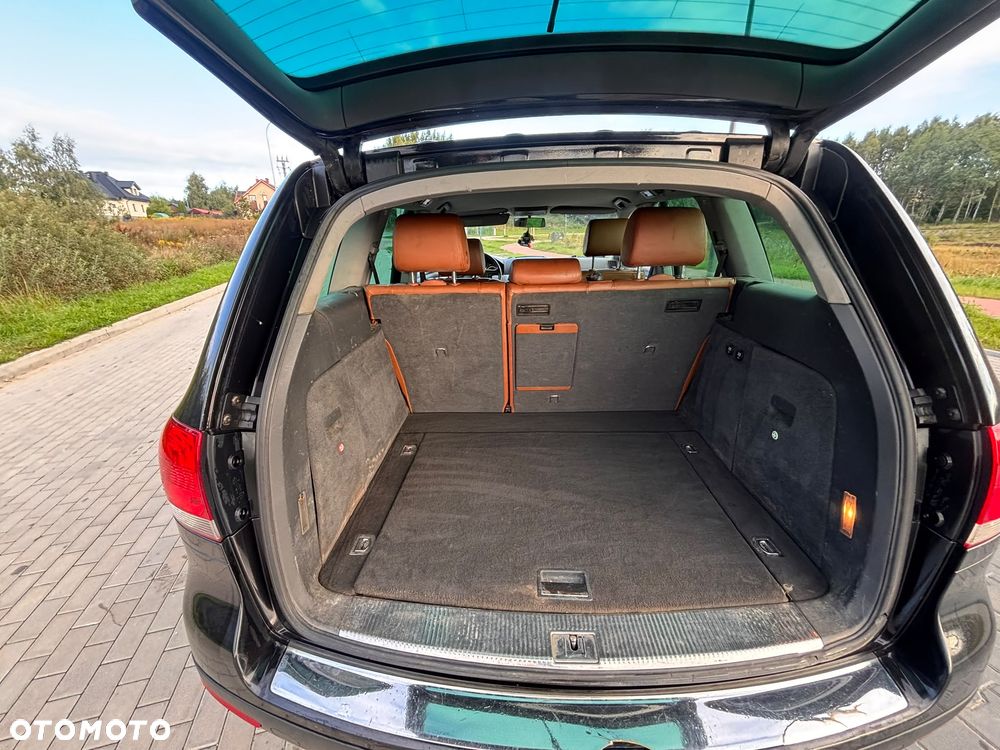 Volkswagen Touareg - 25