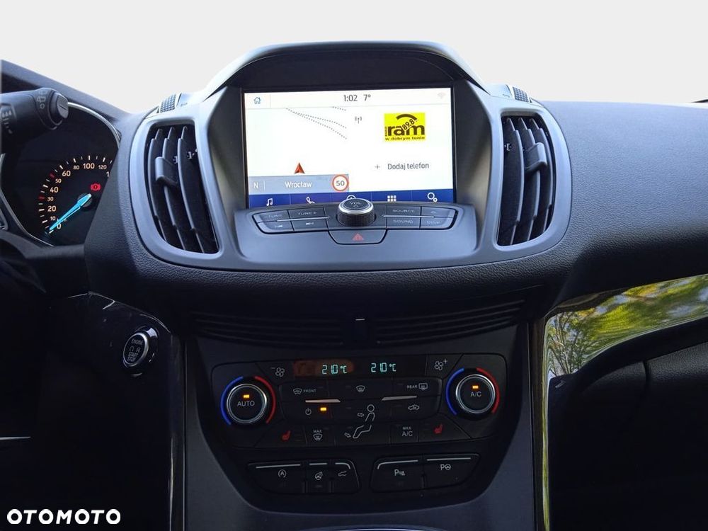 Ford Kuga 1.5 EcoBoost 2x4 Titanium - 19