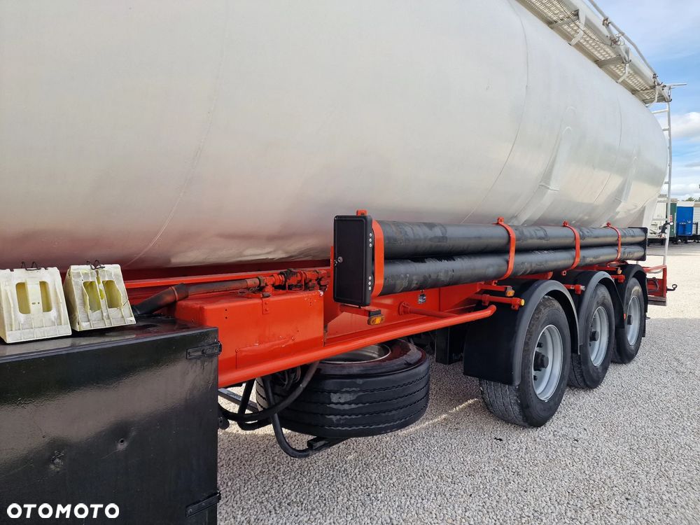 Benalu 47000+VAT - SILOS - PASZOWÓZ - HYDRAULIKA - ALUMINIOWY - SUPER STAN - 16
