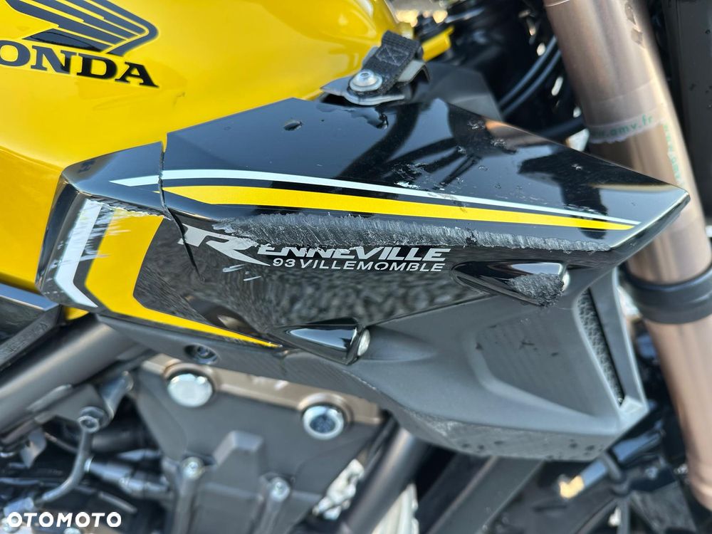 Honda CB - 15