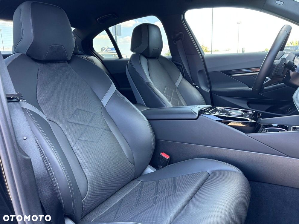 BMW Seria 5 520d xDrive mHEV M Sport - 15