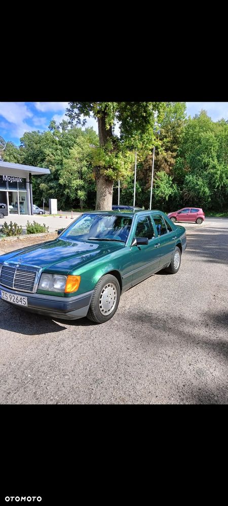 Mercedes-Benz W124 (1984-1993) - 12