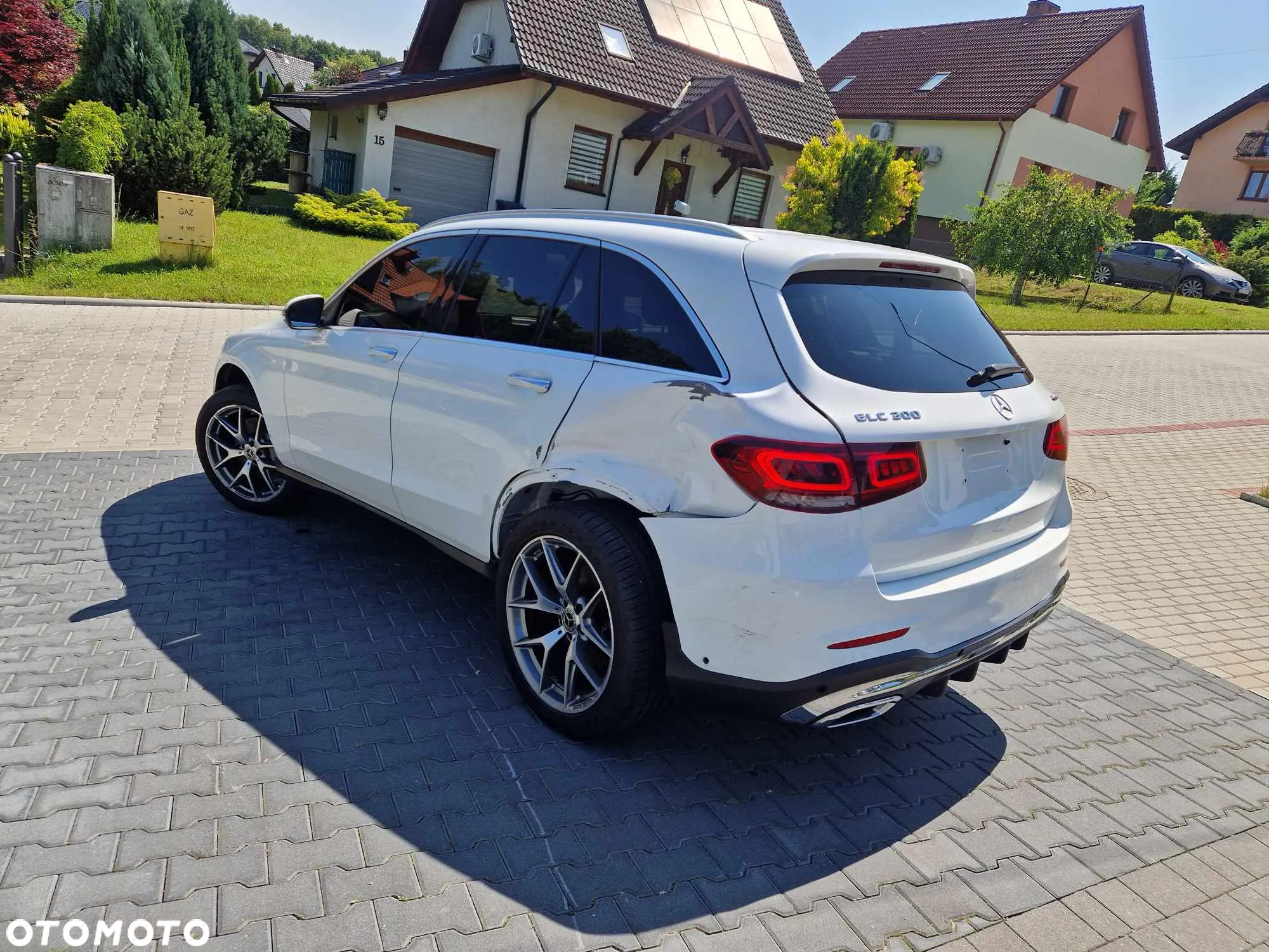 Mercedes-Benz GLC 300 4Matic 9G-TRONIC AMG Line Plus - 6