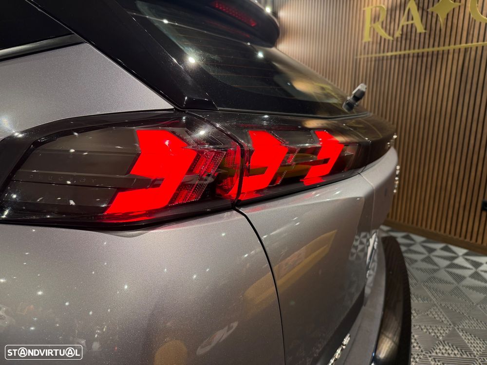 Peugeot 2008 1.5 BlueHDi Style - 13