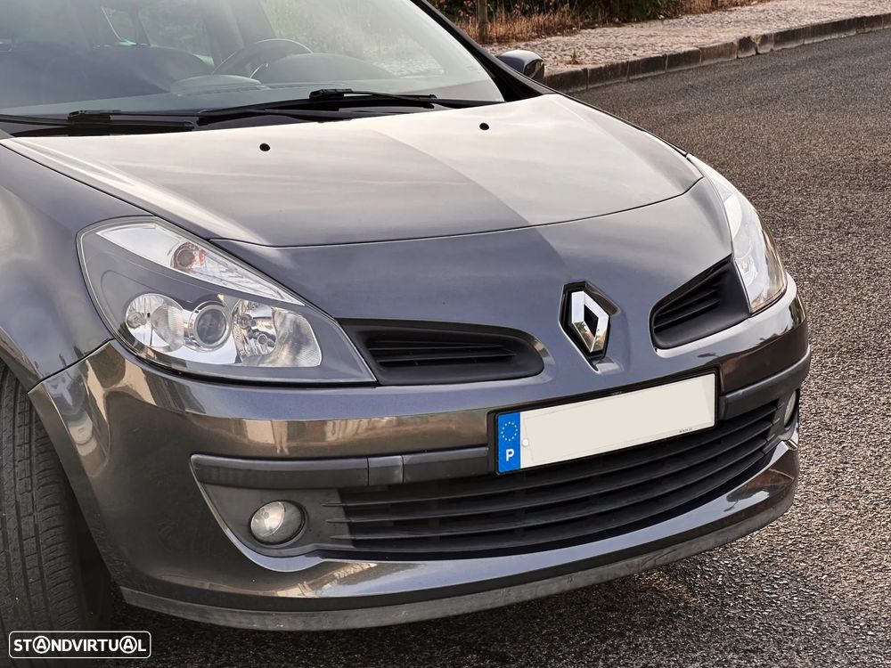 Renault Clio 1.2 16V Dynamique S - 2