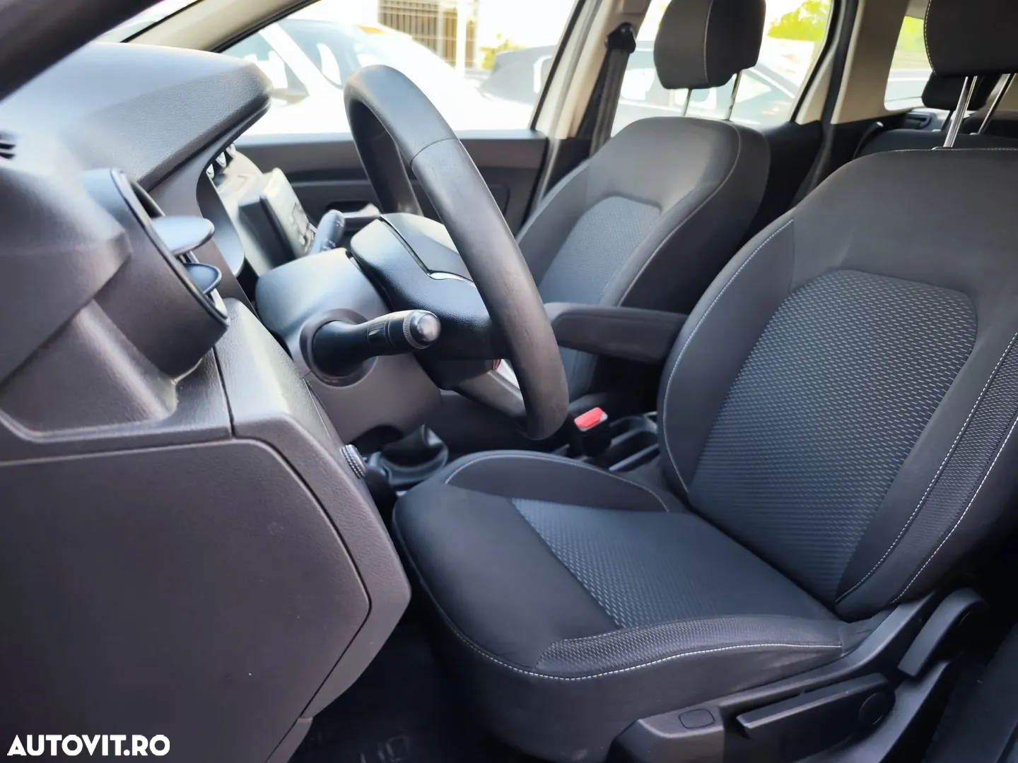 Dacia Duster 1.5 Blue dCi 4WD Comfort - 9