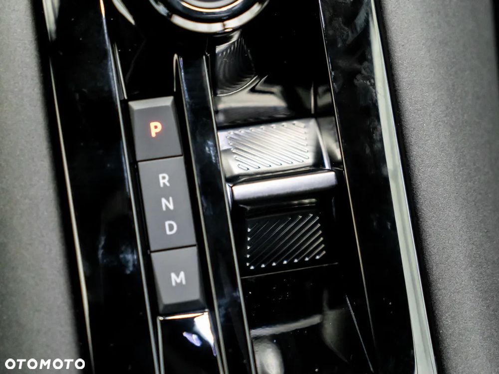 Alfa Romeo Junior 1.2 mHEV Ibrida Speciale eDCT - 25