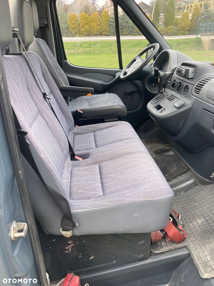 Mercedes-Benz Sprinter - 10