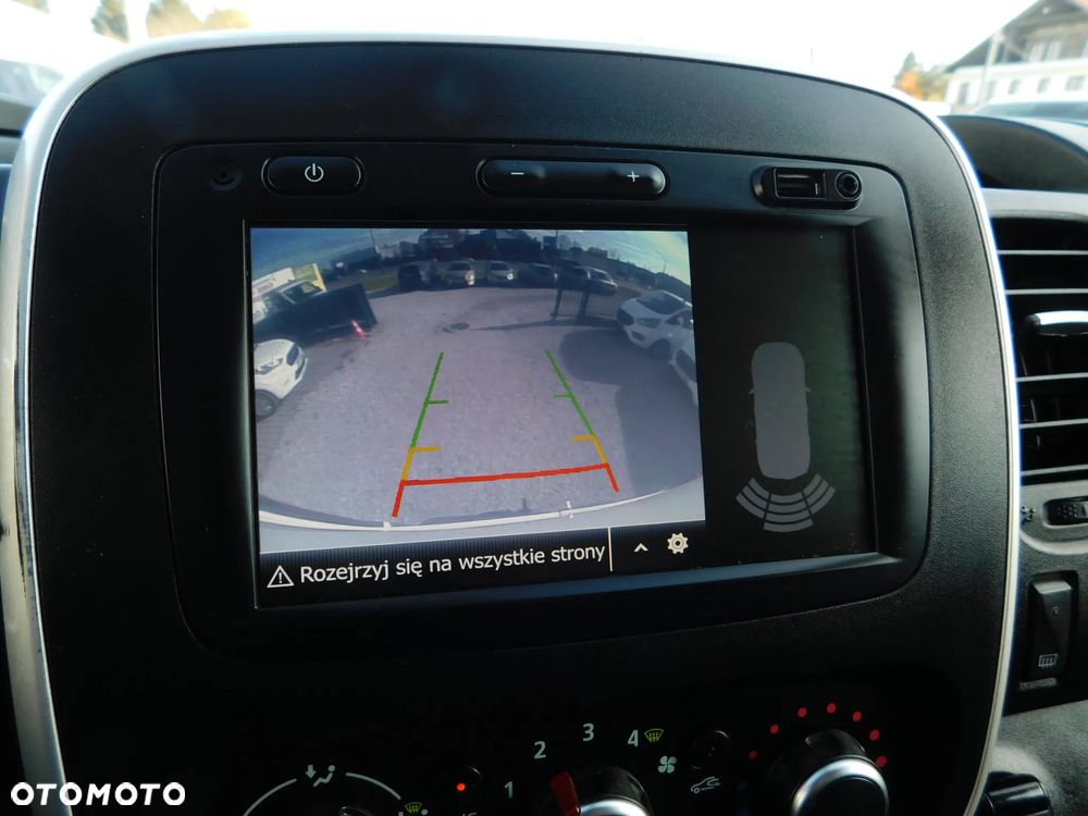 Renault Trafic - 11