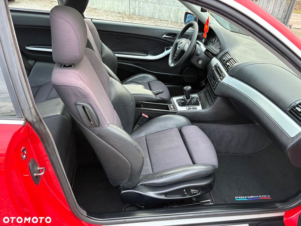 BMW Seria 3 323i - 31