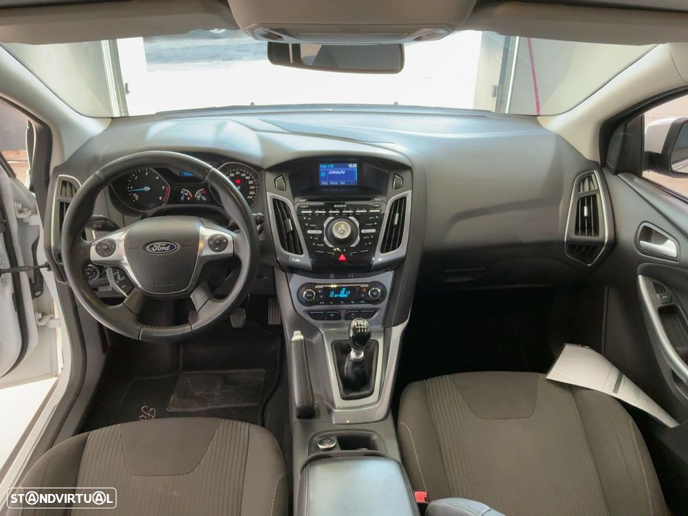 Ford Focus SW 1.6 TDCi Titanium - 9