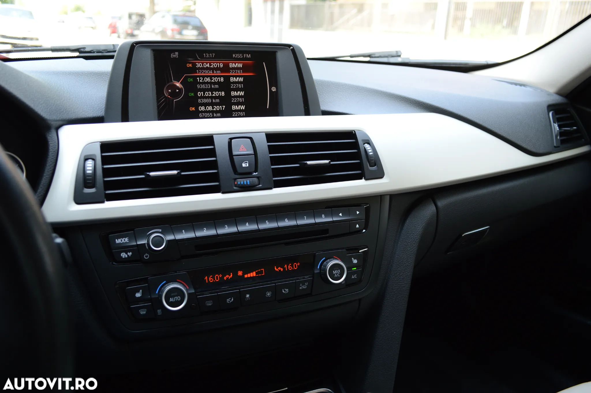 BMW Seria 3 320d Efficient Dynamic Edition Aut. - 27