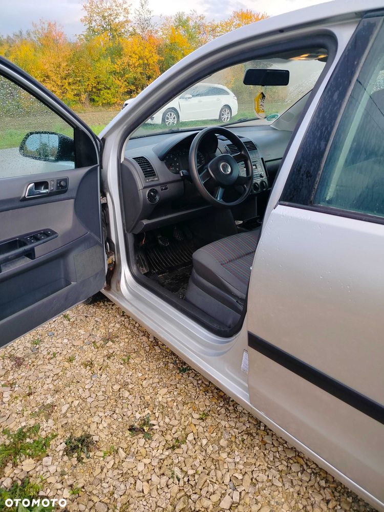 Volkswagen Polo - 4