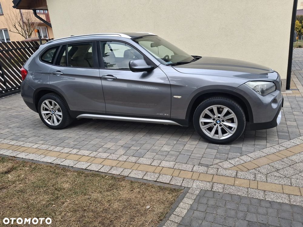 BMW X1 xDrive18d xLine - 15