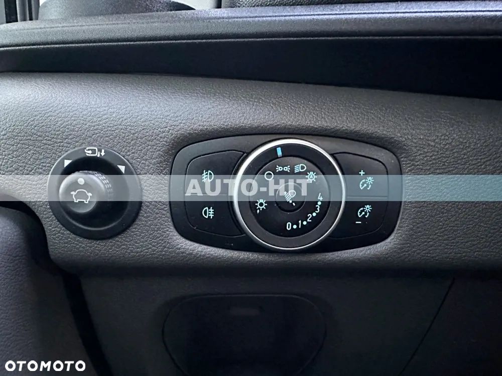 Ford Transit - 26