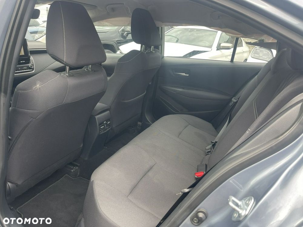 Toyota Corolla 1.5 Comfort - 11