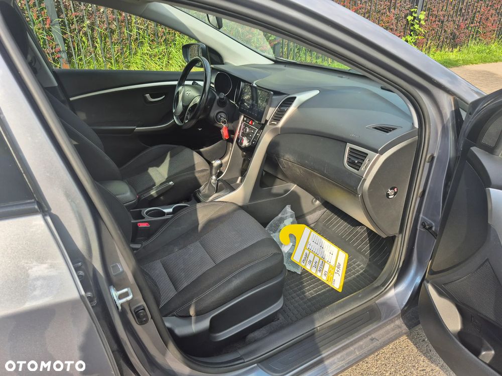 Hyundai i30 i30cw 1.4 Fifa World Cup Edition - 10