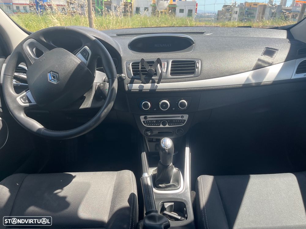 Renault Mégane Sport Tourer 1.5 dCi Dynamique - 5