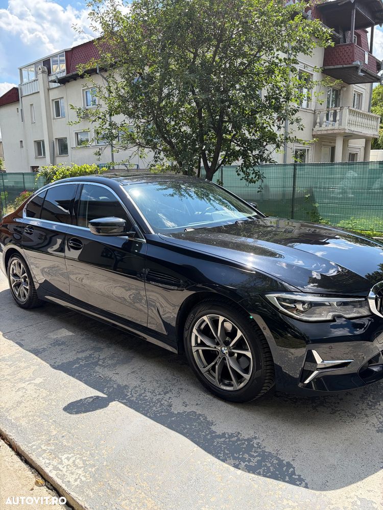 BMW Seria 3 320i AT - 9