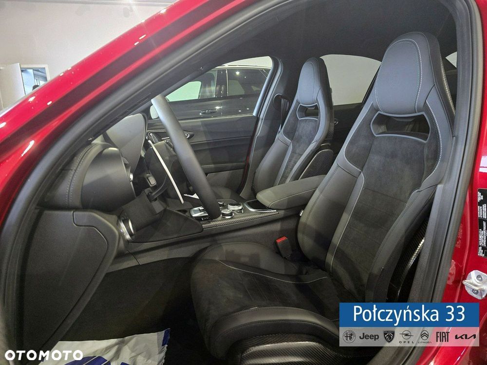 Alfa Romeo Giulia - 13