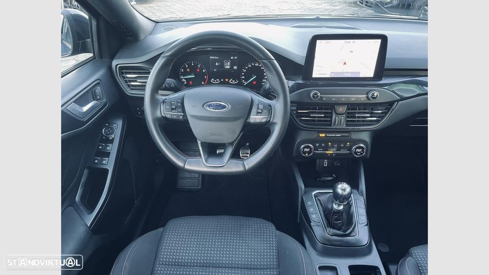 Ford Focus 1.0 EcoBoost MHEV ST-Line - 8