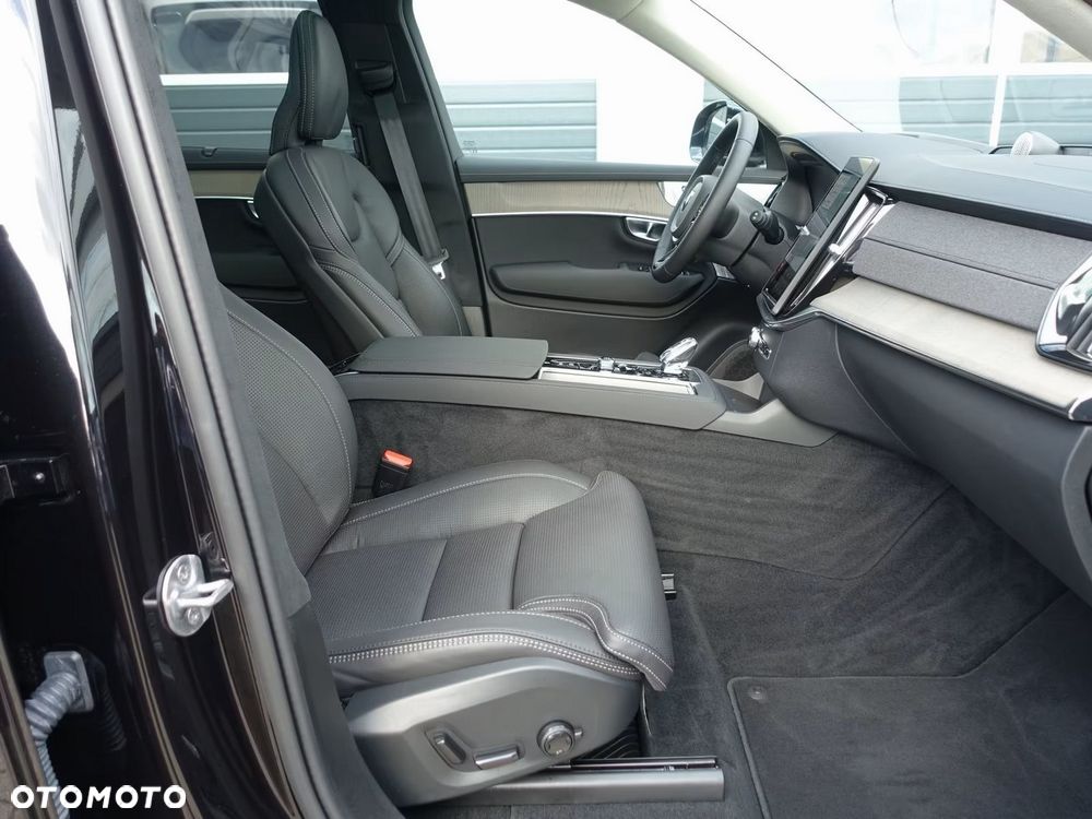 Volvo XC 90 T8 AWD Ultra Bright - 14