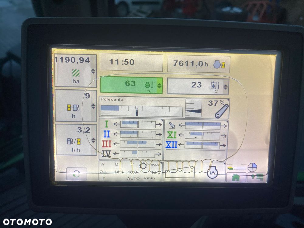 John Deere 7200 R  7230  CASE PUMA 6215 R - 28