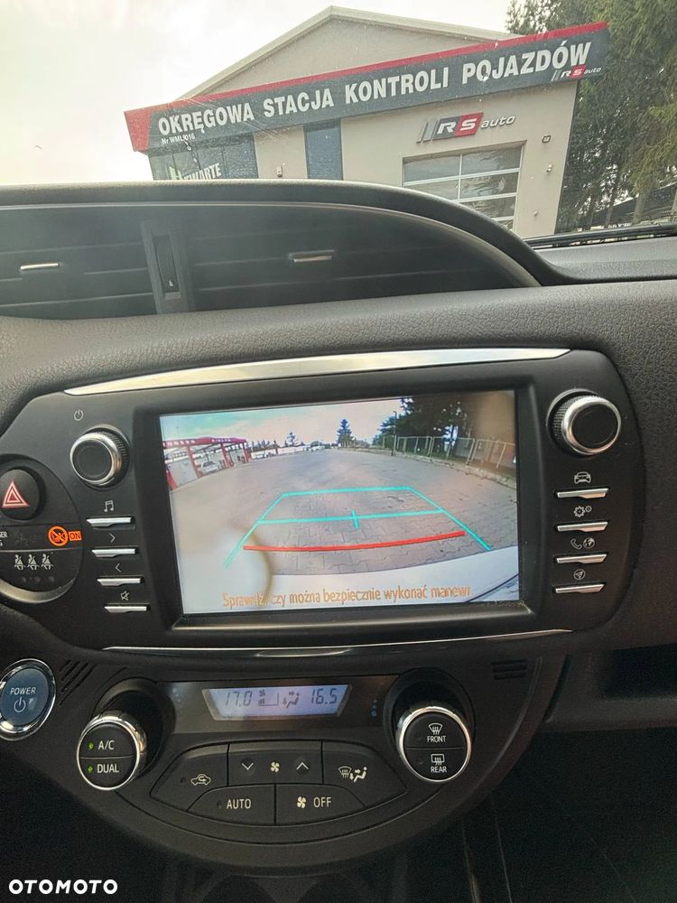 Toyota Yaris - 6