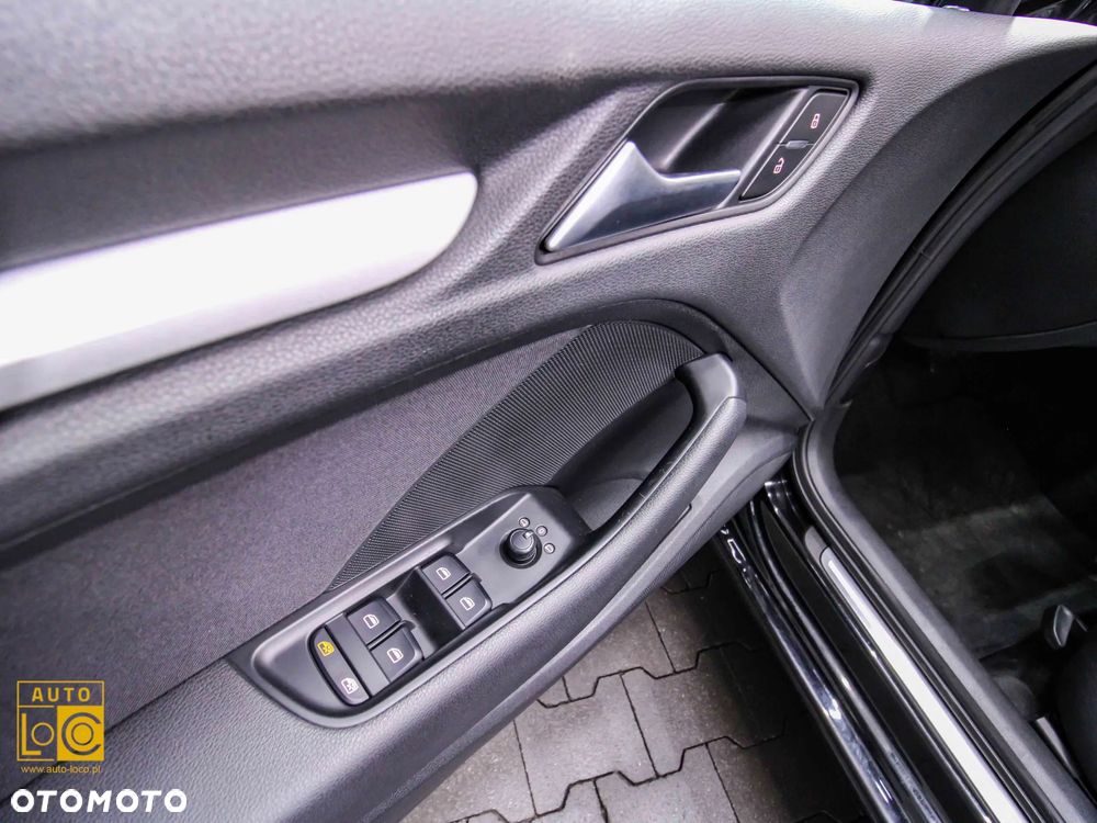 Audi A3 Sportback 1.8 TFSI S tronic S line Sportpaket - 30