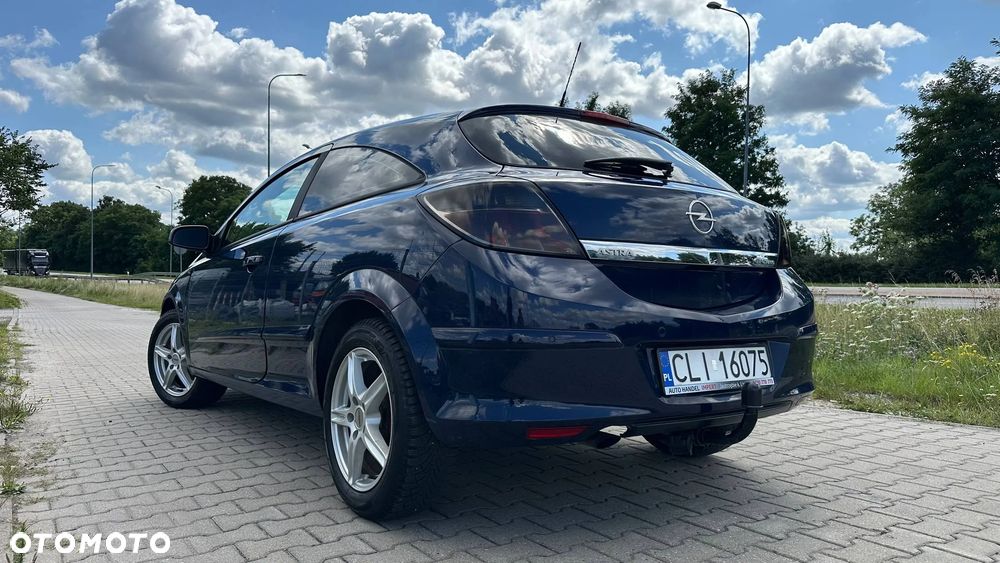 Opel Astra 2.0 Turbo Sport - 12