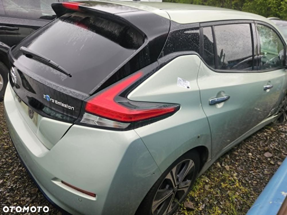 Nissan Leaf 40 kWh N-Connecta - 2