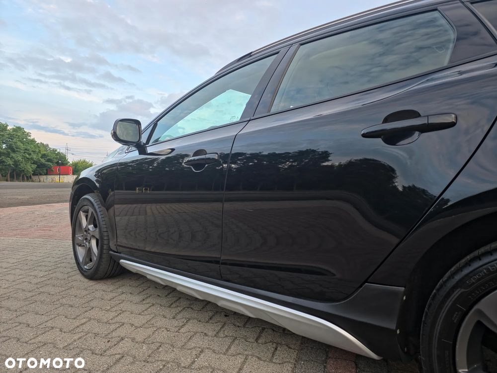 Volvo V40 D2 Momentum - 38