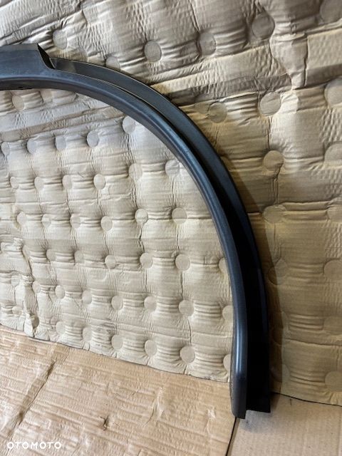 HONDA CR-V IV LISTWA BŁOTNIKA NADKOLE PRAWY TYŁ 12-18 r. - 5