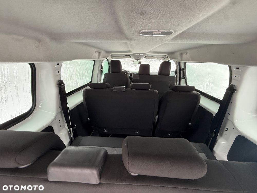 Peugeot Expert Kombi Standard 2,8t - 10