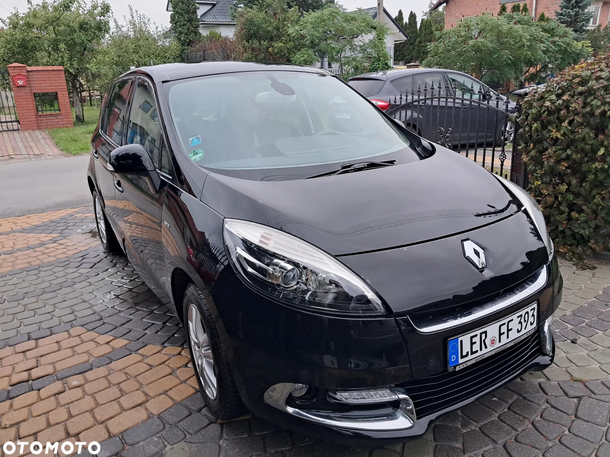 Renault Scenic 1.6 dCi Energy Bose Edition S&S - 2