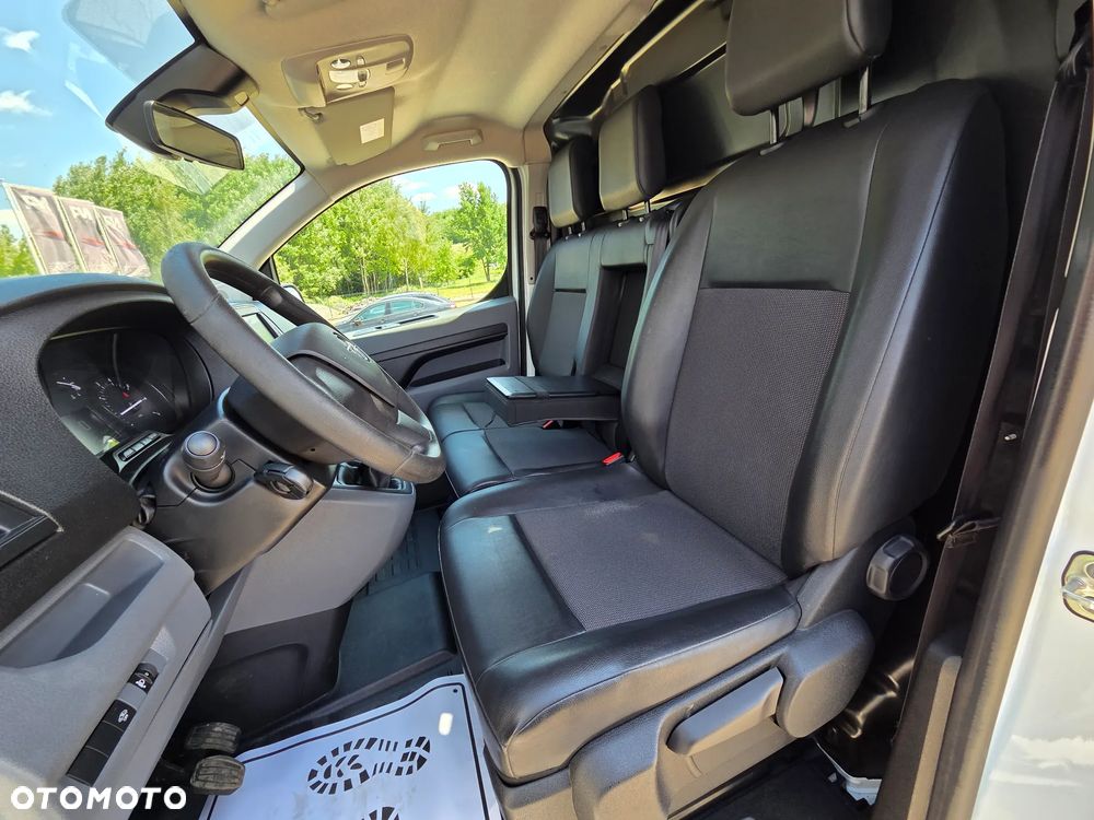 Opel VIVARO - 27