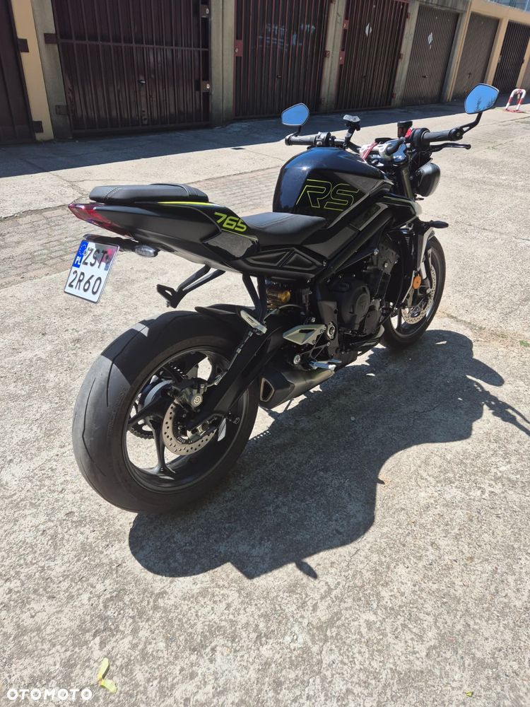 Triumph Street Triple - 10