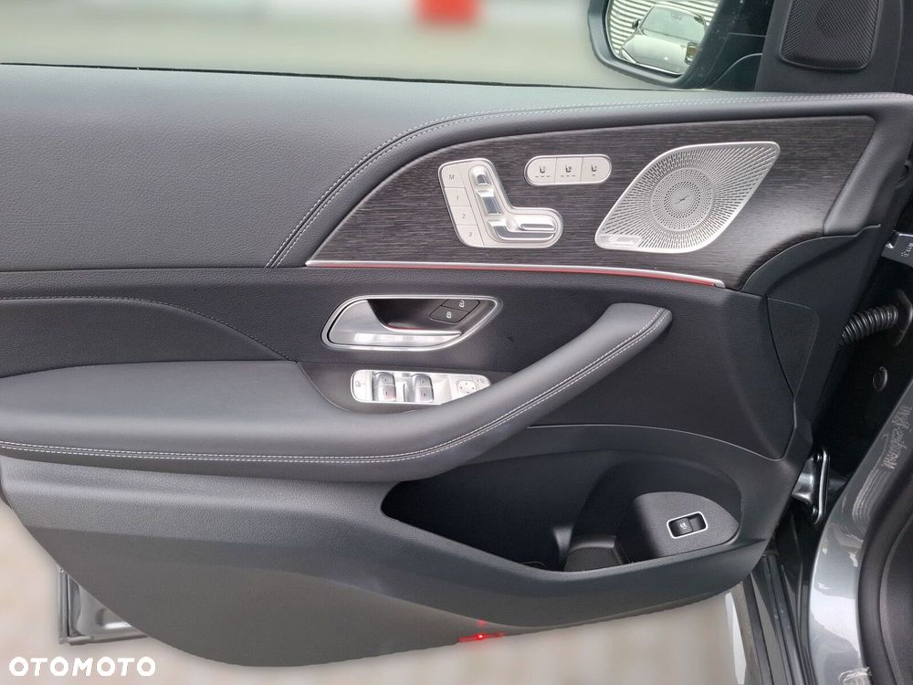 Mercedes-Benz GLE - 17