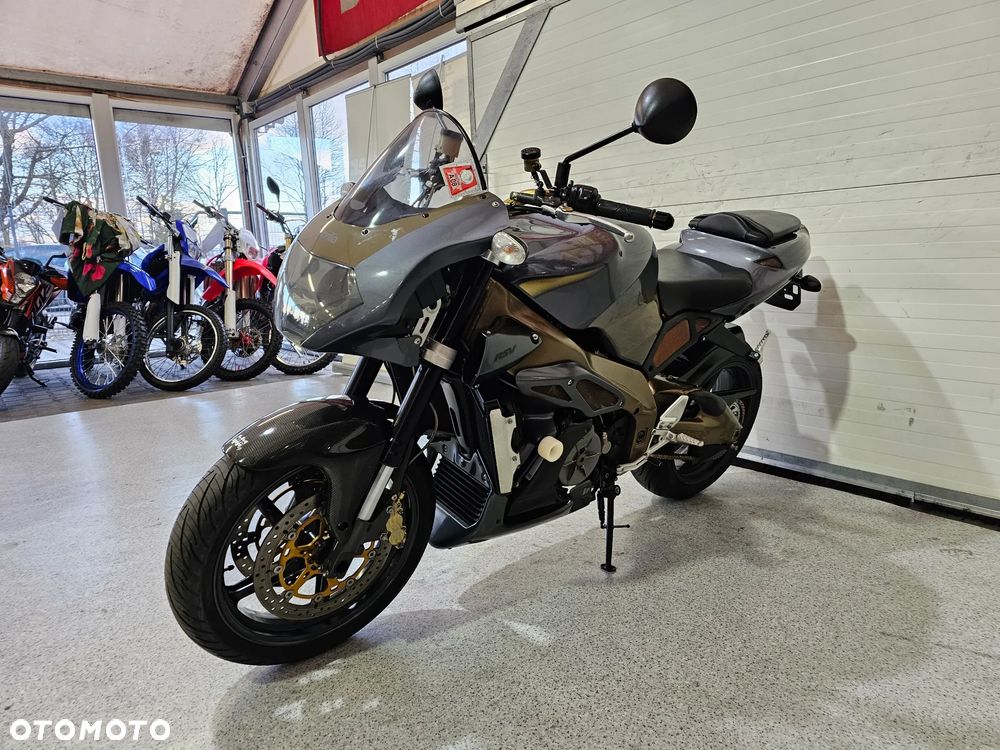 Aprilia Tuono - 14