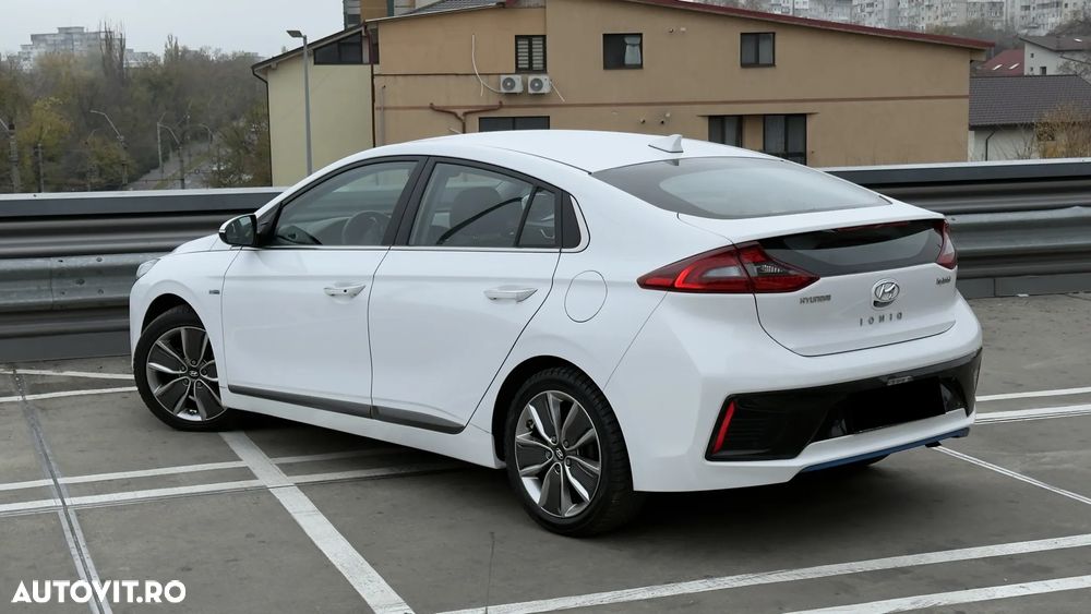 Hyundai IONIQ Hybrid 1.6 GDI Premium - 5
